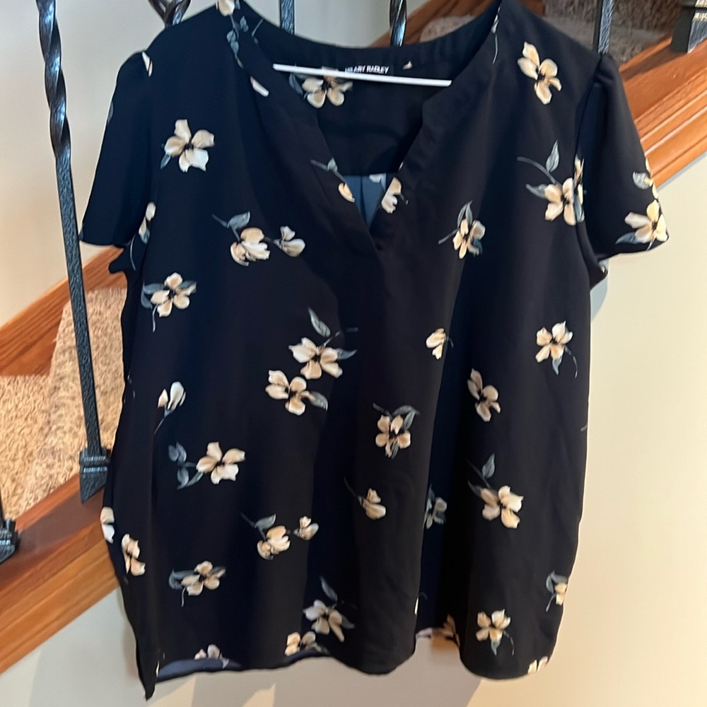 Size XL, Hillary Radley floral blouse